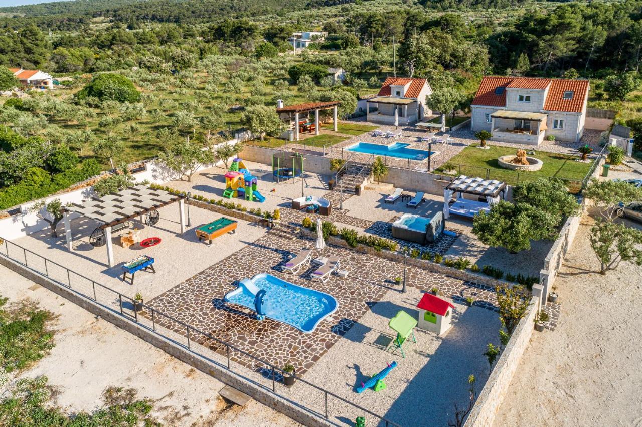 סופטאר Villa Mis מראה חיצוני תמונה